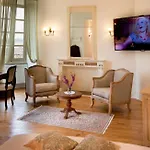 Chateau De Potelieres